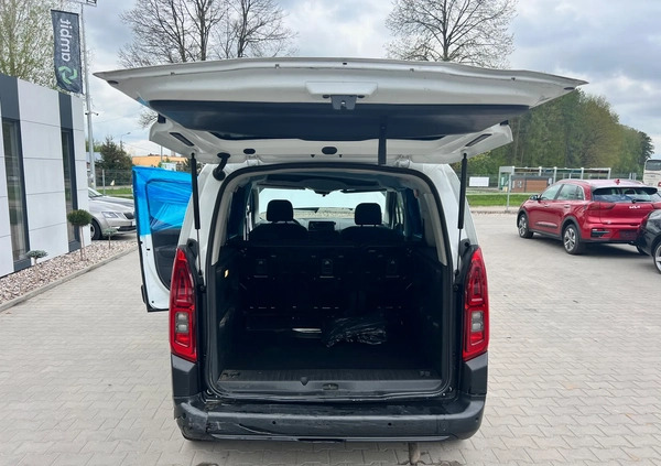 Citroen Berlingo cena 31900 przebieg: 139277, rok produkcji 2019 z Nowogard małe 137